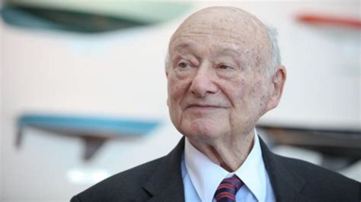 130201061821 ed koch 01