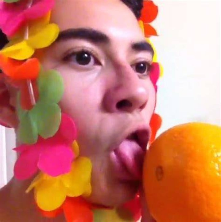 (16) Tumblr Vines, Berries, Funny pictures