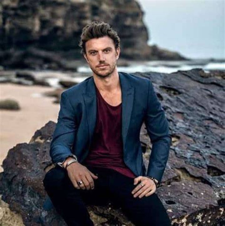 Adam Demos Biography, Wiki, Height, Age, Girlfriend & More