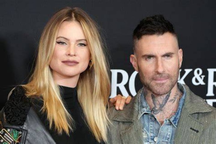 Adam Levine Engaged 2014 The Image Kid Has It!
