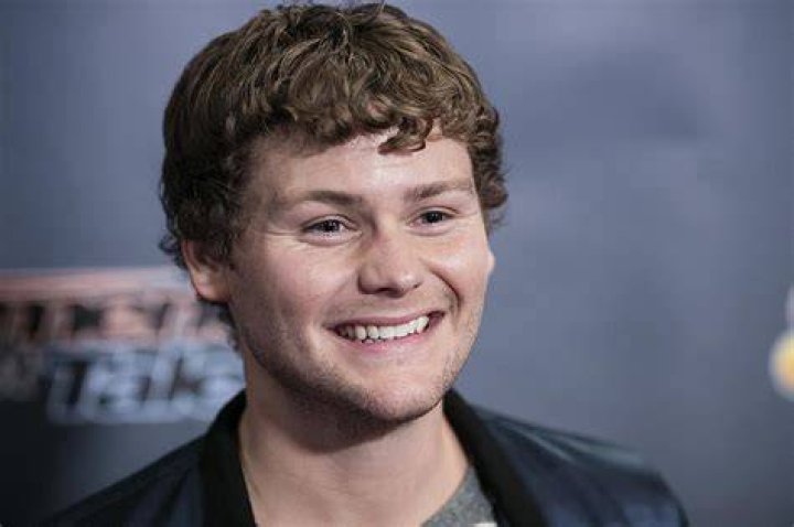 AGT comedian Drew Lynch performing in NJ Discusses struggles