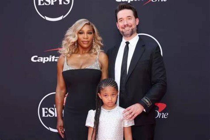 Alexis Ohanian Age, Net Worth, Height, Weight, Daughter 2023 World