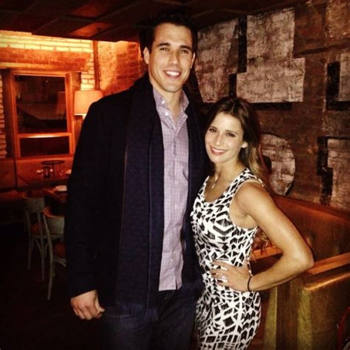 Alicia Sacramone and Brady Quinn, so cute!! Cute couples, Quinn