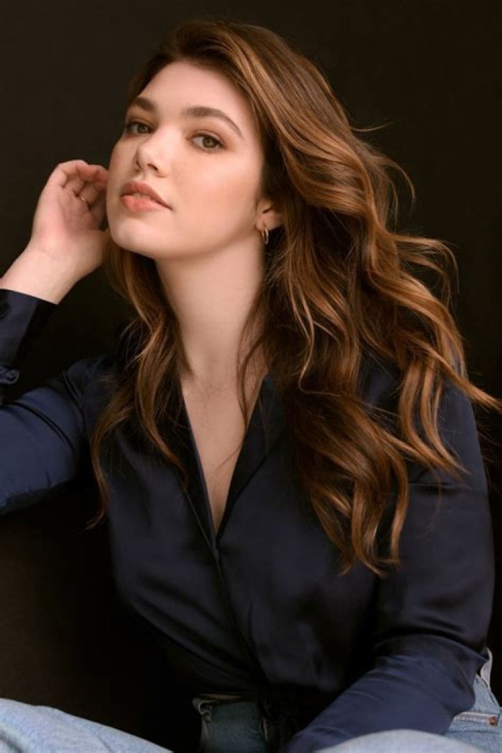 Alisha Newton Alisha newton, Heartland Heartland actors