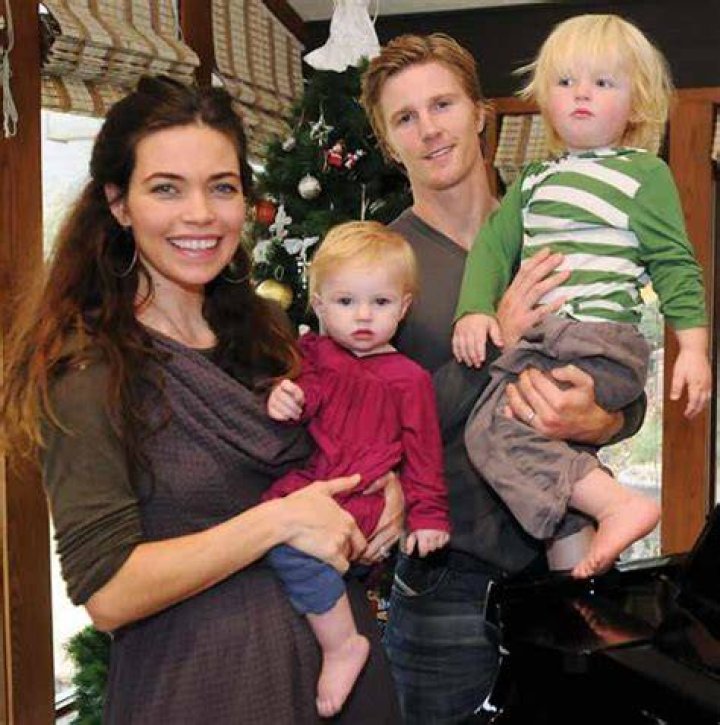 Amelia Heinle Kids