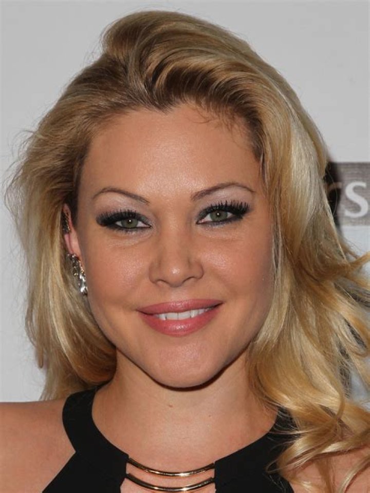 An image of Shanna Moakler and Oscar De La Hoya