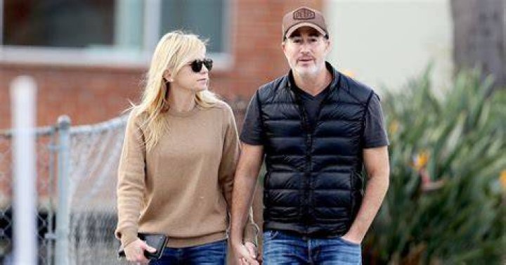 Anna Faris Spotted Wearing an Engagement Ring
