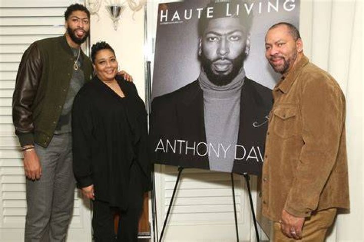 Anthony Davis Sr (antjay1987) Twitter