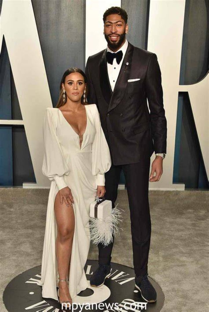 Anthony Davis with his mother Erainer Davis Celebrities InfoSeeMedia