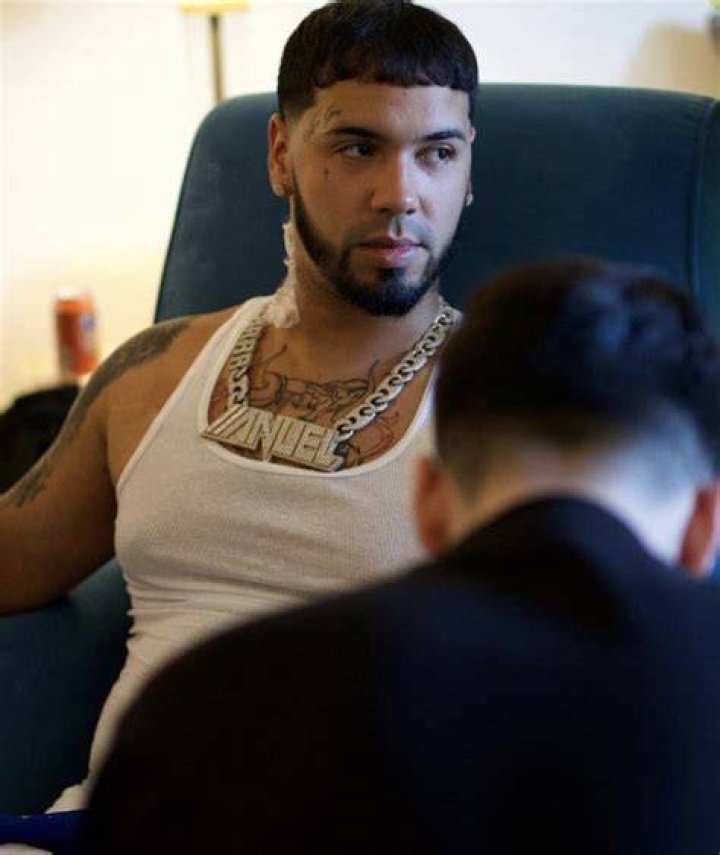 Anuel AA Height, Bio, Age, Net Worth, Son, Karol G