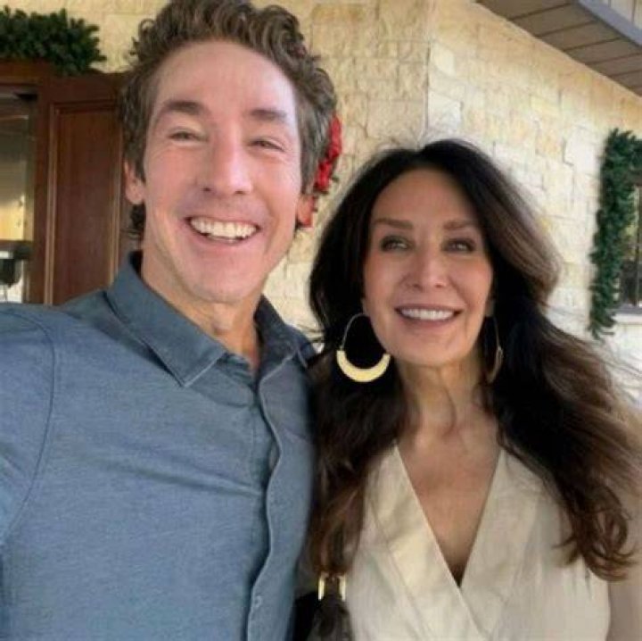 April Osteen Simons: Facts About Joel Osteen's Sister