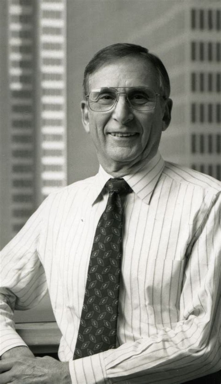 Arthur Rock Biography, Arthur Rock's Famous Quotes Sualci Quotes 2019