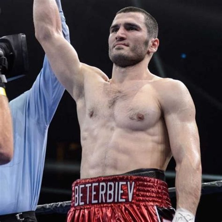 Artur Beterbiev siblings: Meet Abakar Beterbiev