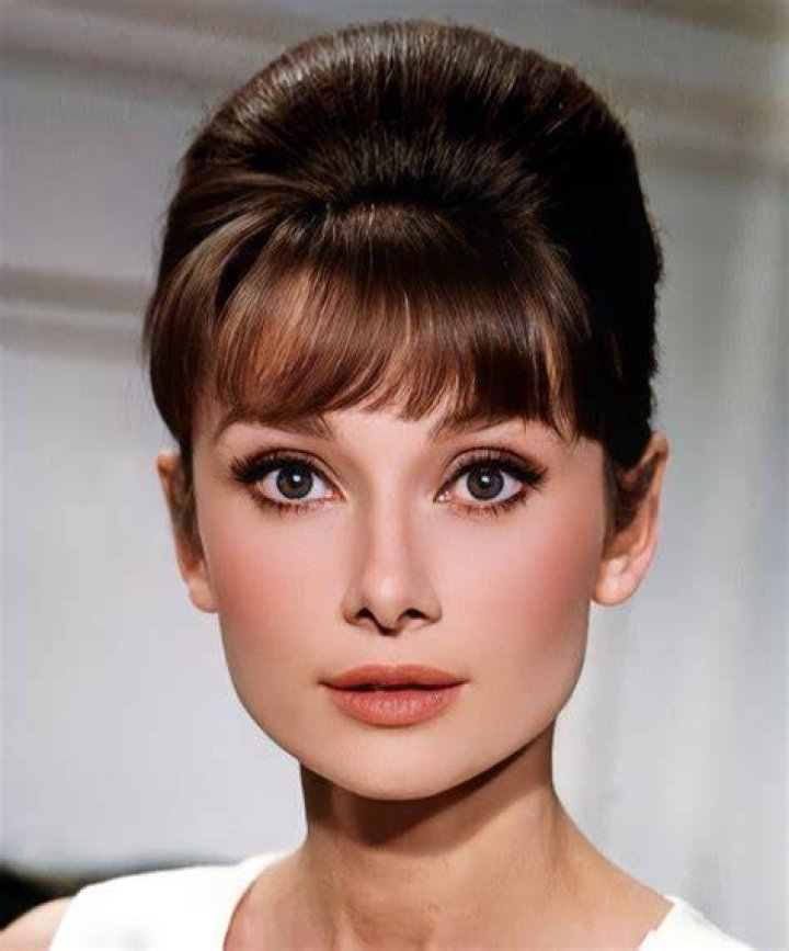 Audrey Hepburn's Looks and Fashion photos