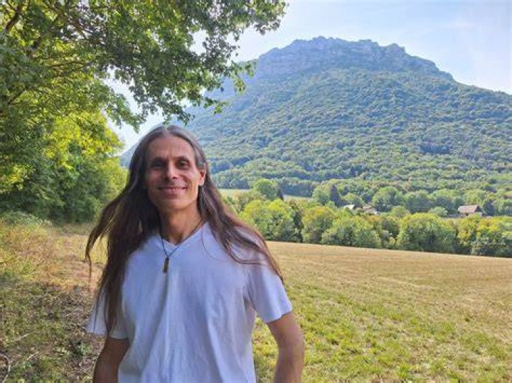 Aurélien BARRAU intervenant à l'UNESCO sur le thème Prenons soin du