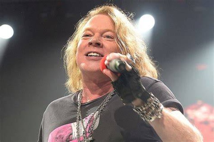 Axl Rose Felt &lsquo;Lame&rsquo; Telling the Crowd He Was Sick