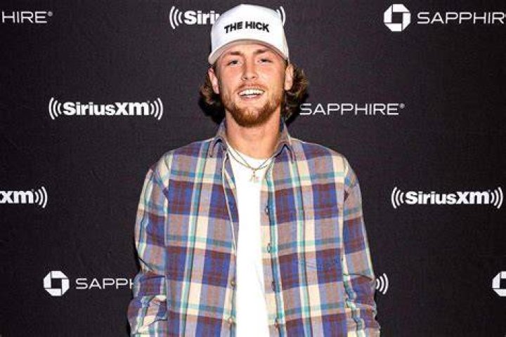 Bailey Zimmerman Remembers 'Crying A Lot' When Writing Debut Album
