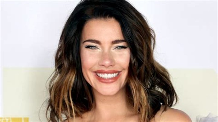 B&B&rsquo;s Jacqueline MacInnes Wood Her Fourth Child