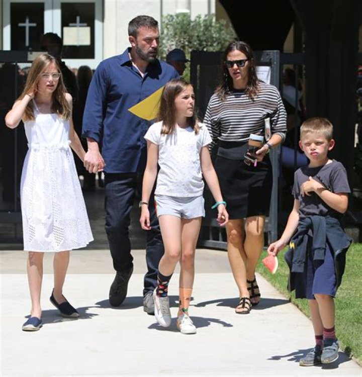 Ben Affleck’s 17YearOld Daughter Delights Fans With Uncanny