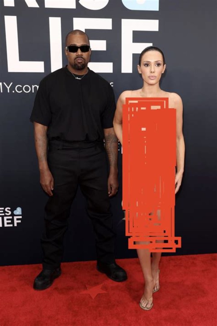 Bianca Censori Nude Photos & Videos