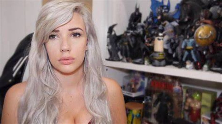 BlogPaper | Alanah Pearce - Bio, Age, Net Worth, Salary, Height, Married, Nationality