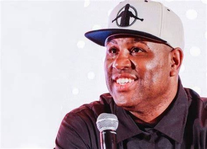 BlogPaper | Eric Thomas - Bio, Age, Net Worth, Height, Single, Nationality, Career, Wiki