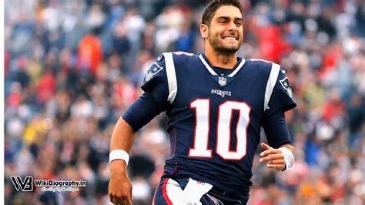 BlogPaper | Jimmy Garoppolo - Bio, Age, Height, Single, Nationality, Career, Wiki