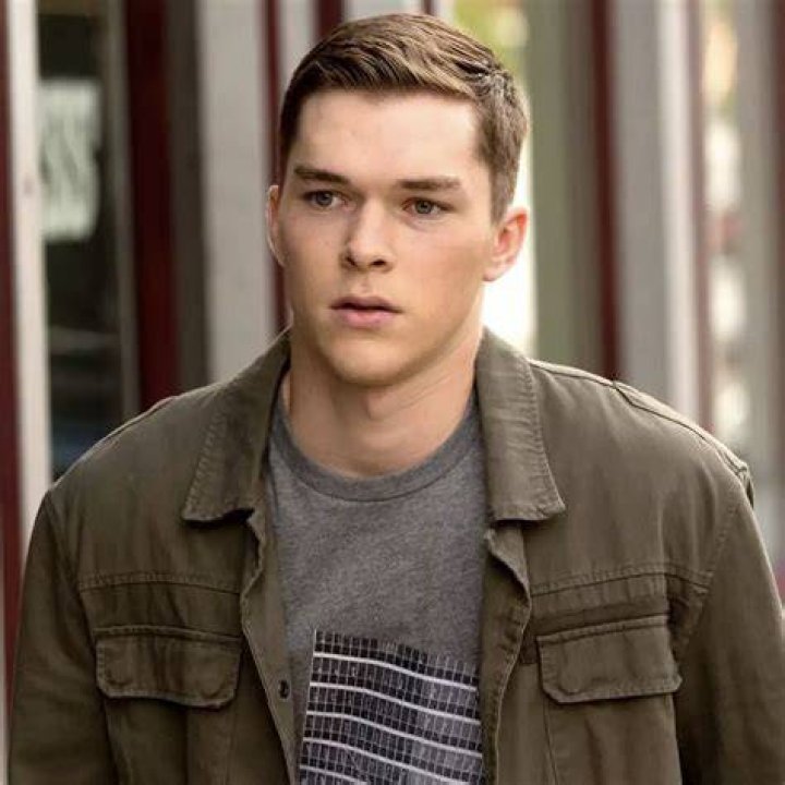 BlogPaper | JT Casey - Bio, Age, Net Worth, Single, Nationality, Career, Instagram