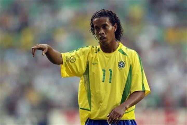 Brazil’s Ronaldinho confirms retirement and plans farewell