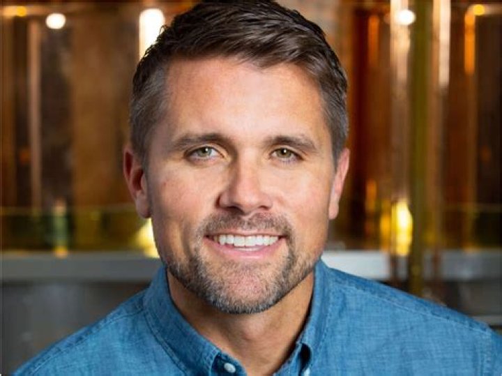 Brendan Whitworth Bio, Age, Height, Wife, Net Worth, Wiki
