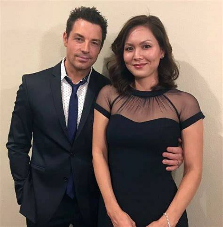 Brennan Elliott, Wife Cami's Timeline Kids, Cancer Battle, More UsWeekly