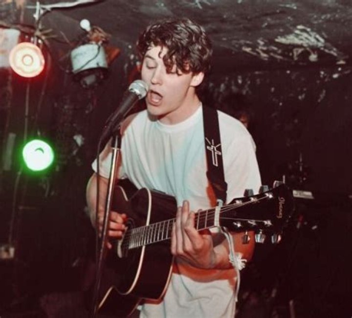 brian sella Tumblr Pop punk bands, Pop punk, Front bottoms