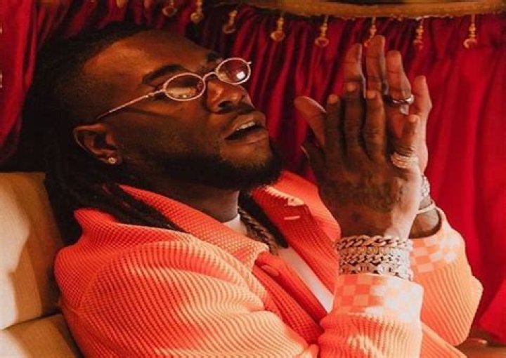 Burna Boy Bows To Fans Pressure And Critics Joins EndSARS Protest