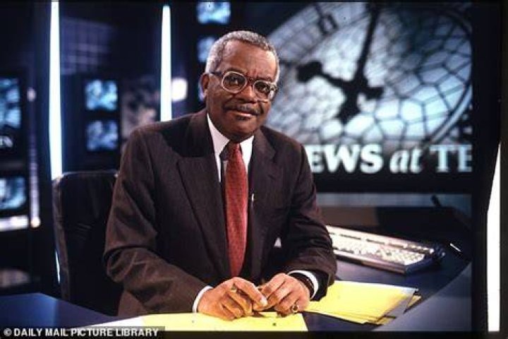 Businessman and TV presenter Sir Gerry Robinson dies aged 72 The