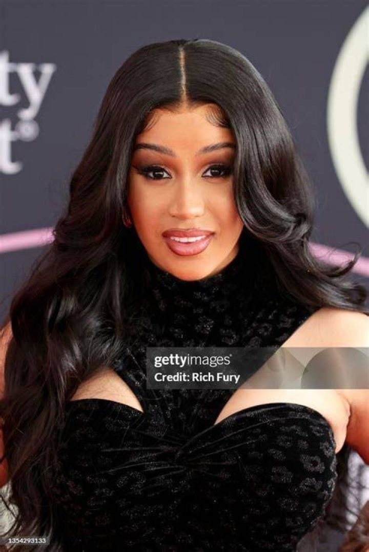 Cardi B to host 2021 American Music Awards 97.1 The River