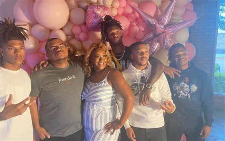 CeeDee Lamb Family Video With Girlfriend Crymson Rose YouTube