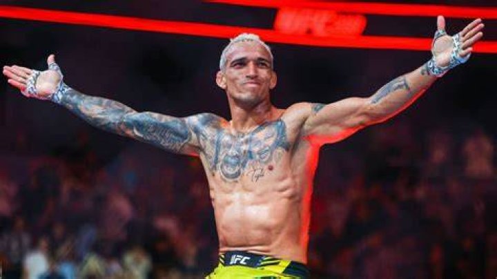 Charles Oliveira's Rock-Solid Support System