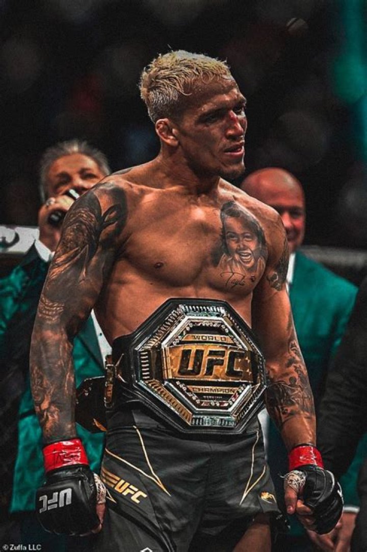 Charles Oliveira's Daughter Meet Tayla Oliveira
