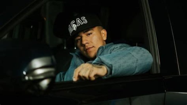 Chino Pacas debuta en el Hot 100 con ‘El gordo trae el mando’