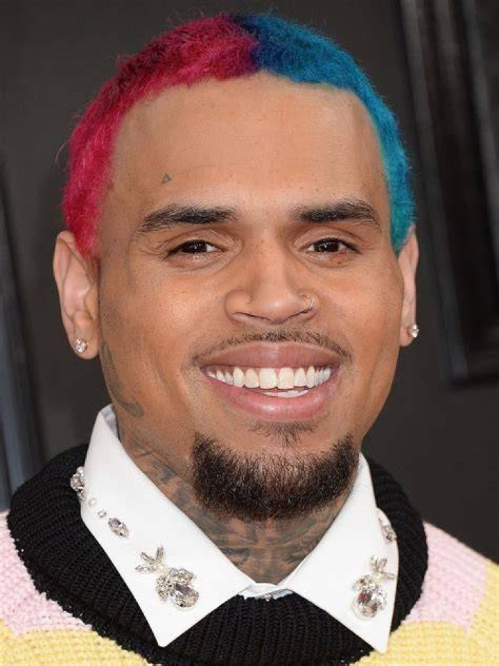 Chris Brown (Singer) Wiki, Age, Wife, Net Worth & More