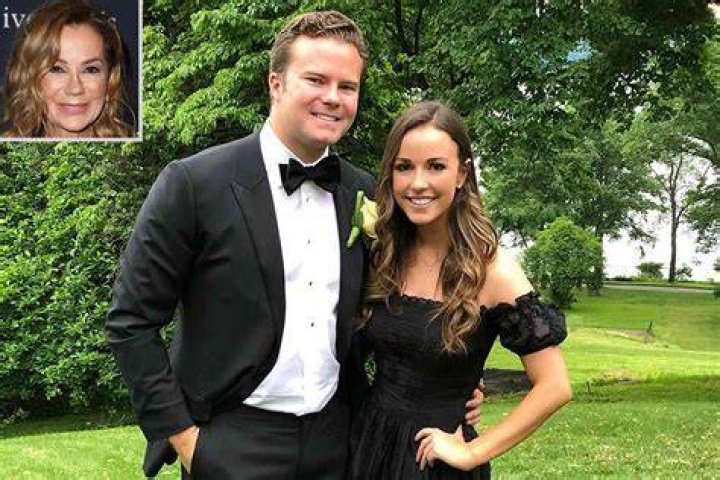 Cody Gifford Is Married To Erika Brown Wedding, Engagement, Net Worth