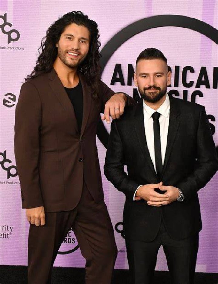 Dan + Shay's Height And Weight Revealed