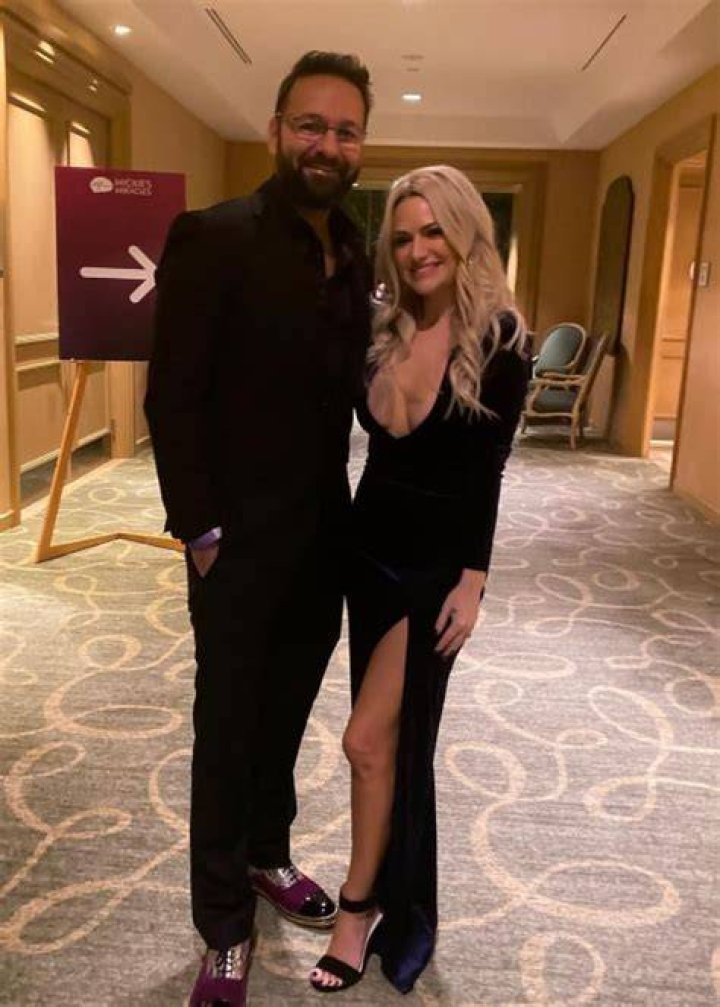 Daniel Negreanu Height, Weight, Family, Spouse, Education, Biography