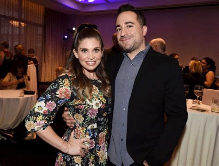 Danielle Fishel & Husband Jensen Karp's Wedding and Marriage Details