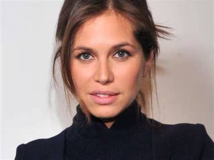 Dasha Zhukova Biography, Age, Early Life, Married, Controversies, Net Worth