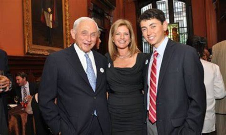 David Wexner: Everything About Les Wexner's Son