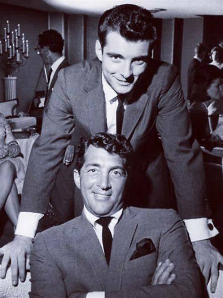Dean Martin with his son Craig,daughter Deana and son DeanPaul. Dean