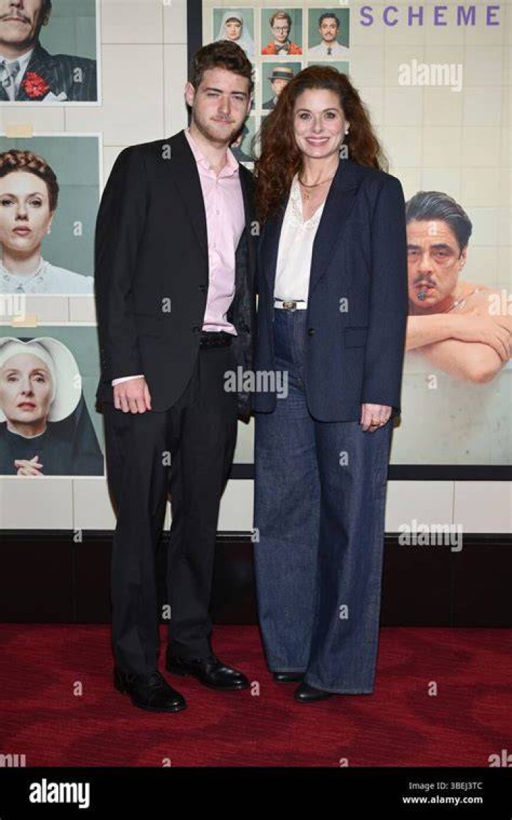 Debra Messing, Roman Walker Zelman Stock Editorial Photo © s_bukley