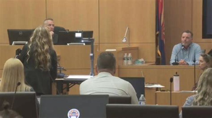 Defendant’s brother testifies against her about late father’s severe