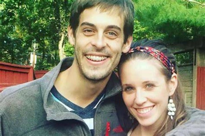 Derick Dillard Is Reportedly The Reason Counting On Stars The Duggar Family Are No Longer Close With